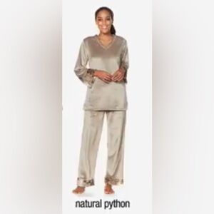 Luxurious Lounge Set